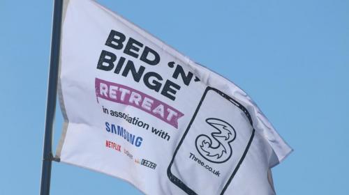 3-Mobile-Bed-and-Binge-2017